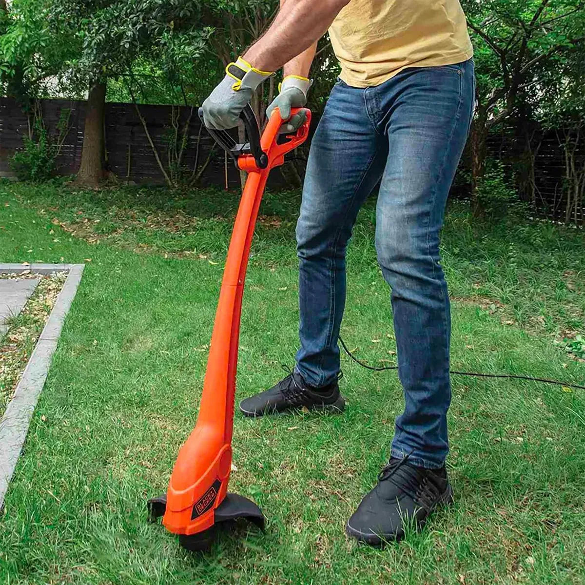 Black+Decker Orilladora Eléctrica GL350-B2C 350w