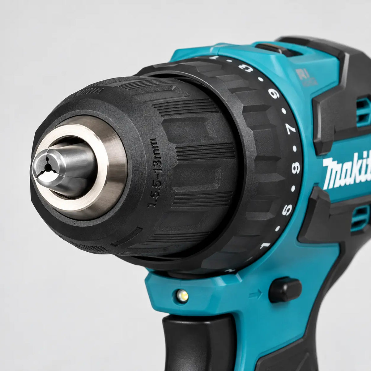 Taladro Percutor Makita DHP490RFX 18V 13 mm Brushless con Batería 3,0 Ah