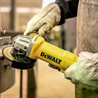 Dewalt Esmeril Angular Eléctrico 1200W 4-1/2" DWE4212