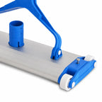 Limpiafondo de Aluminio Vulcano 35 cm con 4 Ruedas