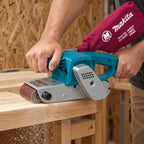 Lijadora de Banda Makita 9924DB 3 x 24" 850 W