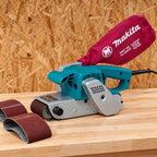 Lijadora de Banda Makita 9924DB 3 x 24" 850 W