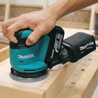 Lijadora Roto Orbital Makita DBO180Z 5" 18V 3 Velocidades
