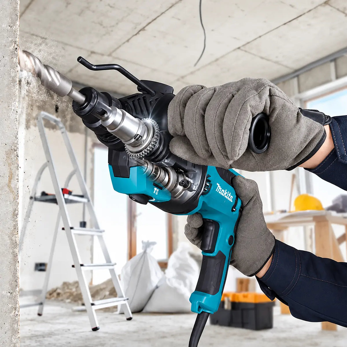 Rotomartillo Makita HR2670 SDS Plus 26 mm 800W 3 Modos