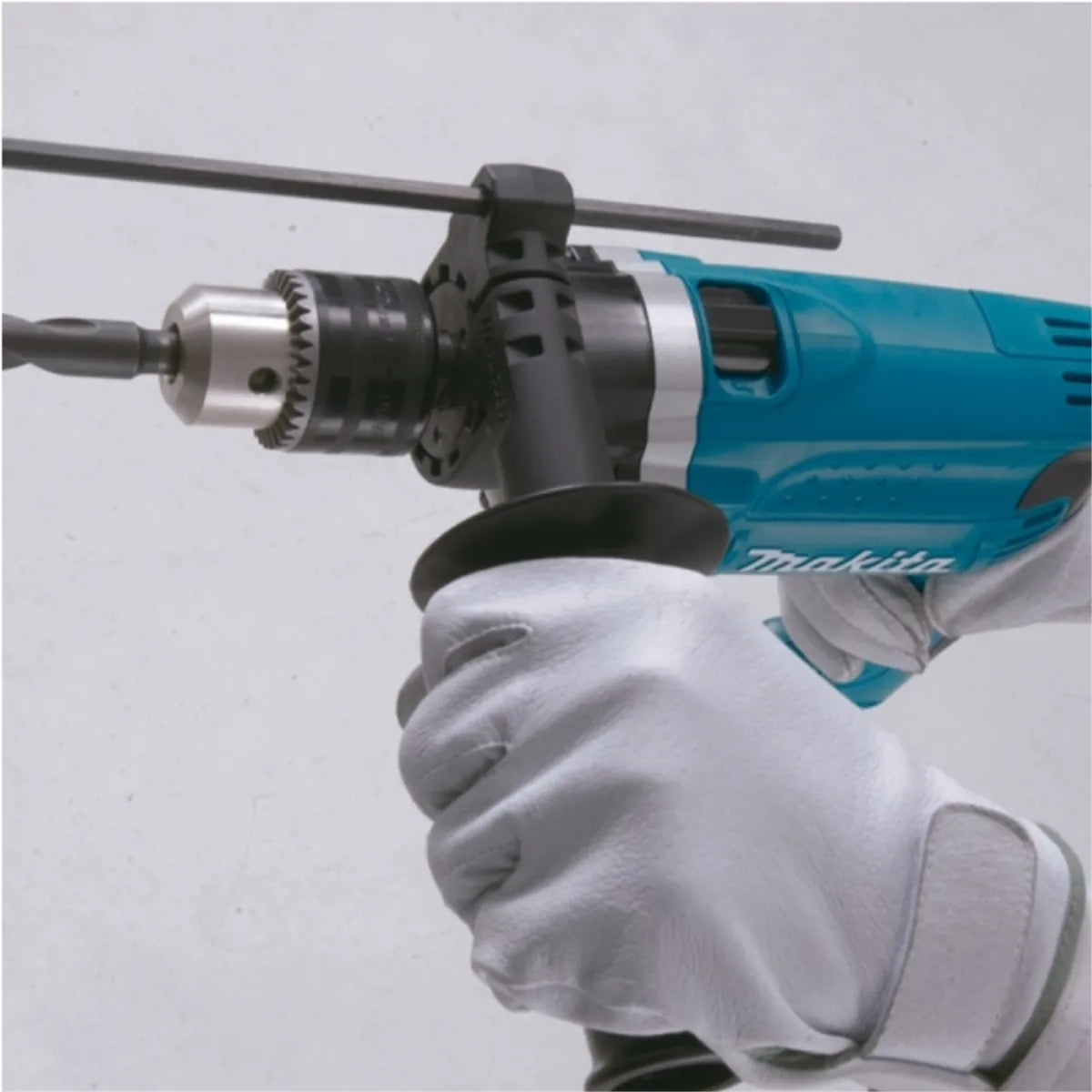 MAKITA TALADRO PERCUTOR 13MM 710W HP1630K