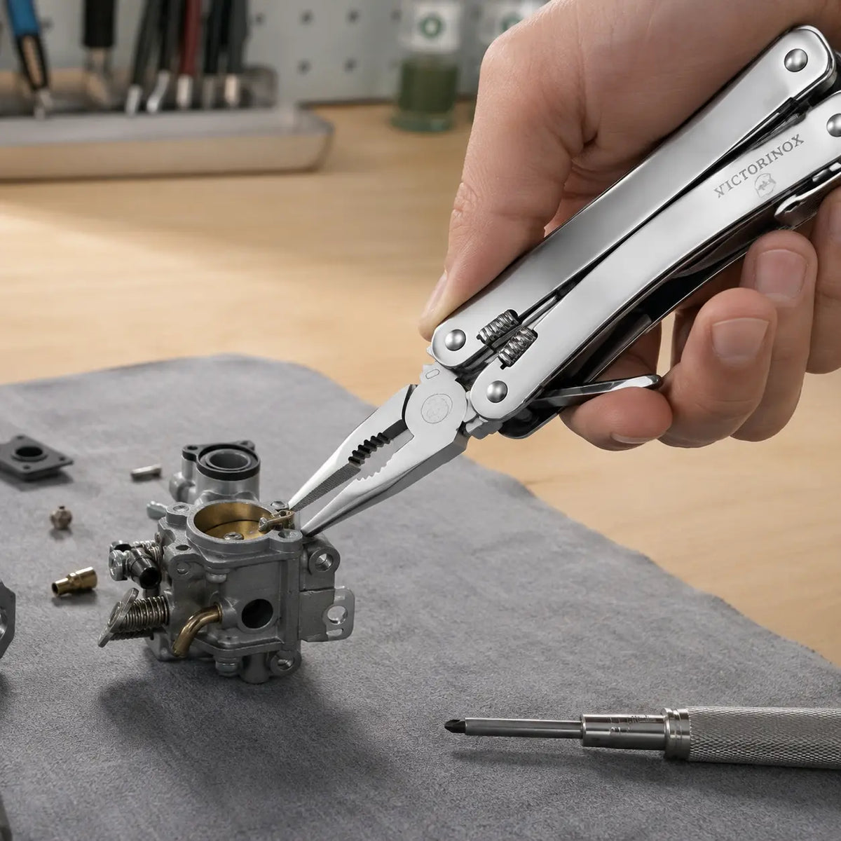 Multiherramienta Victorinox Swiss Tool Spirit X 24 Funciones