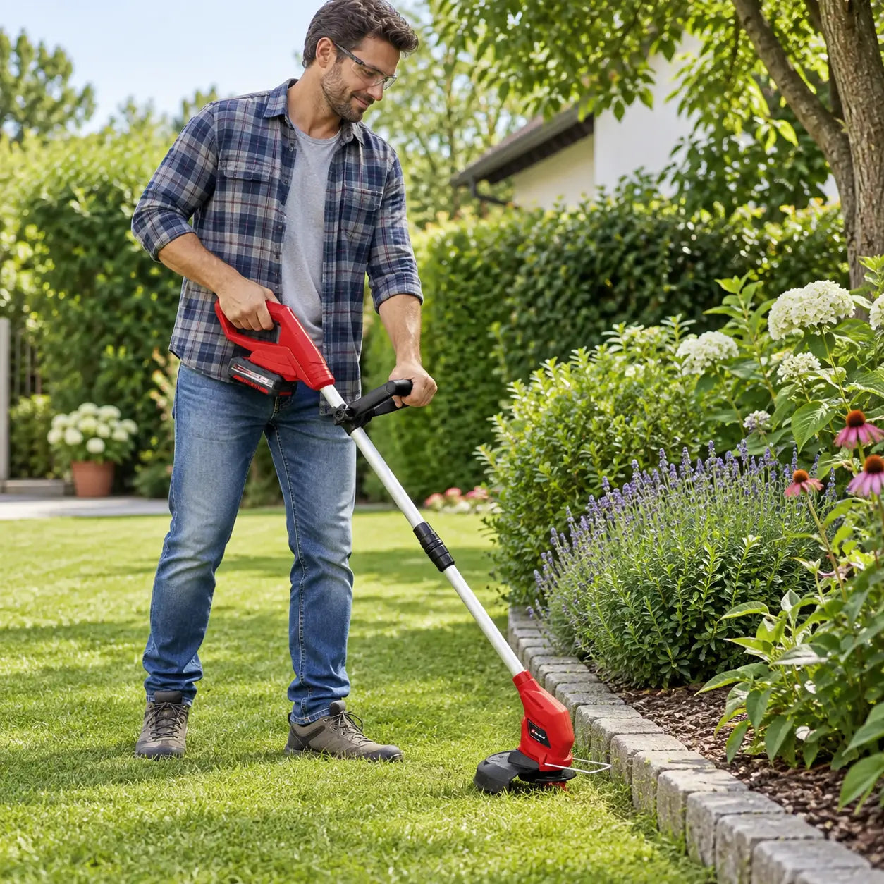 Orilladora Inalámbrica Einhell GC-CT 18/24 Li 18V con Batería
