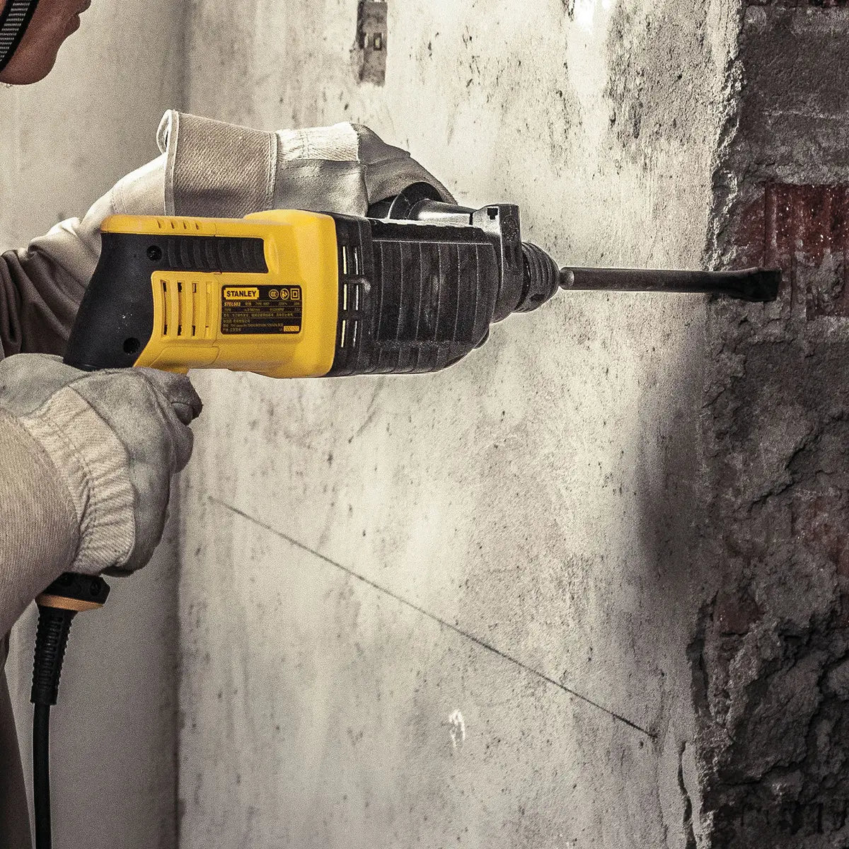 Stanley Rotomartillo Sds Plus 620W 20mm STHR202K-B2C
